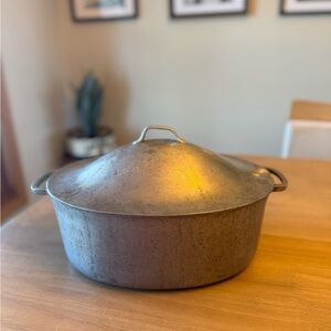 Vintage Super Maid Cookware Aluminum Pot with Lid, Dutch Oven Roaster Pan